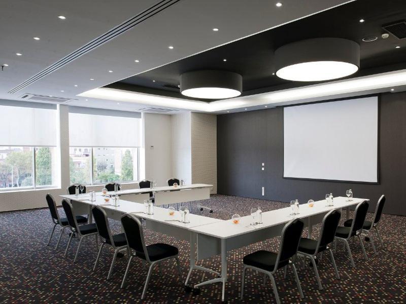 Hotel Barcelo Sants 4*
